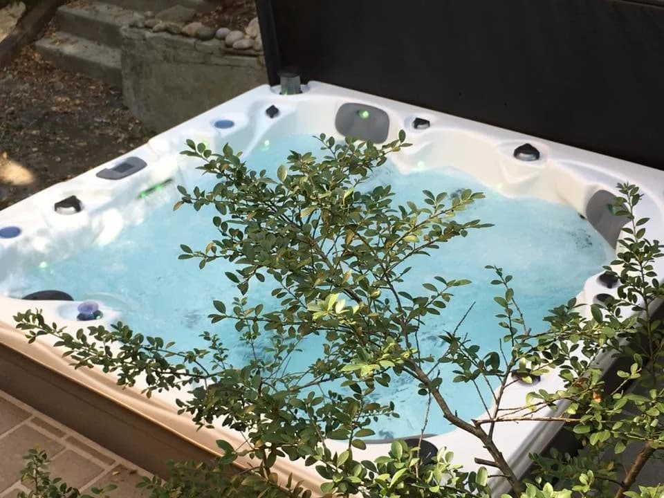 Installation d'un spa Québec, autre vue du chantier