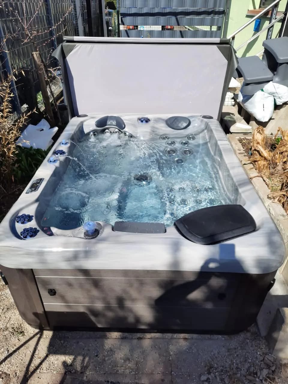 Installation d'un spa RC5 dans le Bas-Rhin, autre vue du chantier