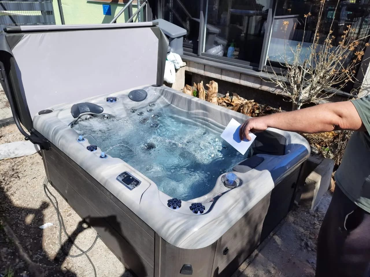 Installation d'un spa RC5 dans le Bas-Rhin, autre vue du chantier