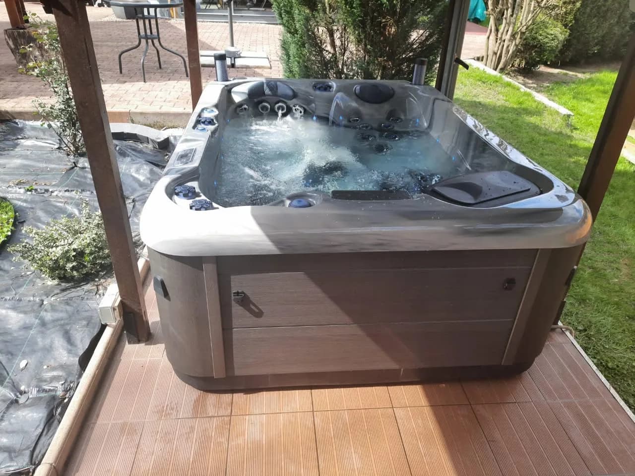 Installation d'un spa RC5 Full option dans le Haut-Rhin, autre vue du chantier