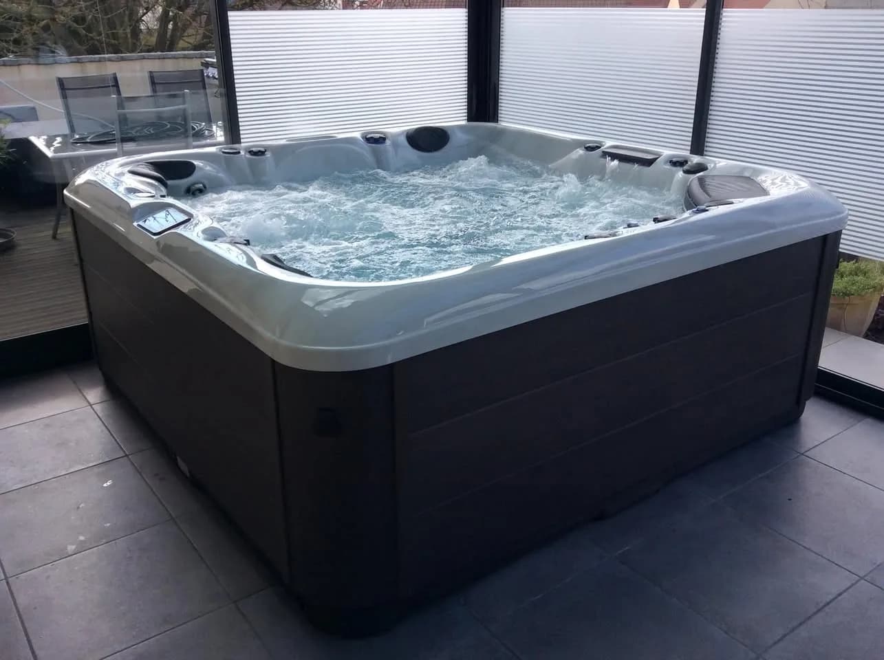 Installation d'un spa RC7 à Heilly, autre vue du chantier