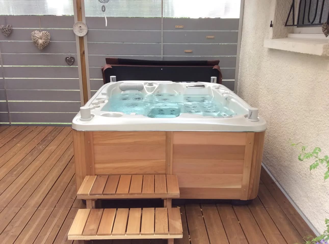Installation d'un spa Rødberg à Nancy, autre vue du chantier