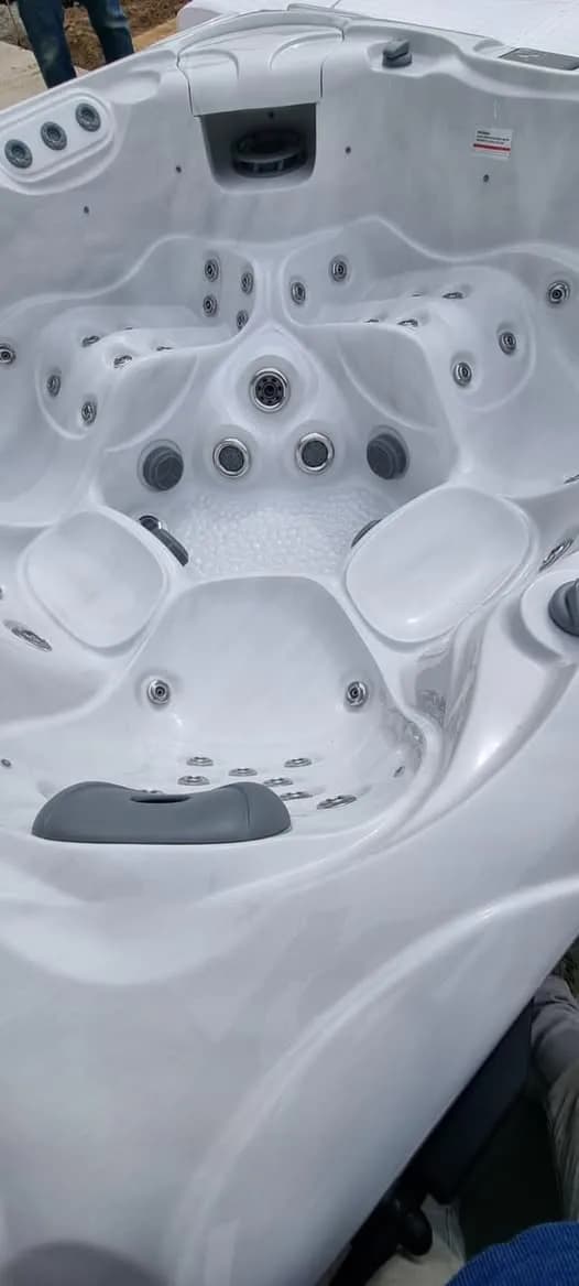 Installation d'un spa Ruby dans le Haut-Rhin, autre vue du chantier