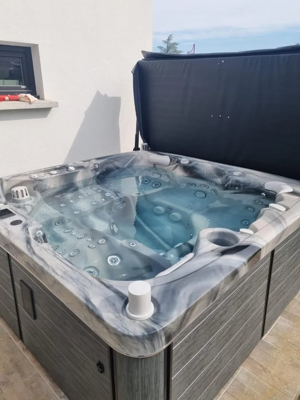 Installation d'un spa Sølveijg à Bartenheim, autre vue du chantier