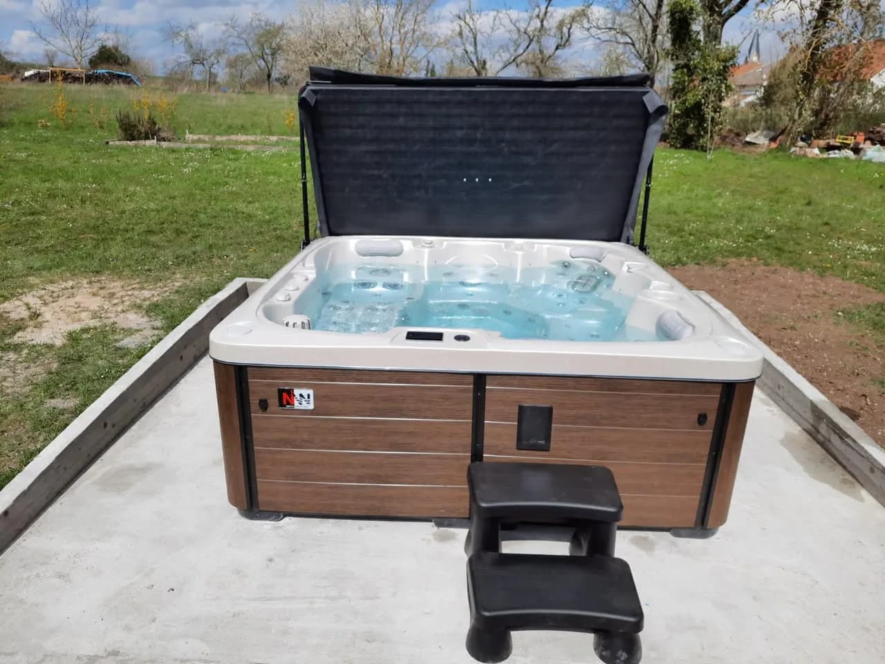 Installation d'un spa Sølveijg Full option en Moselle, autre vue du chantier