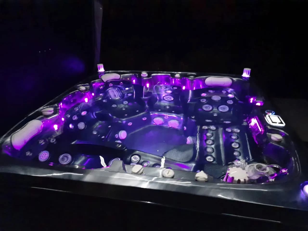 Installation d'un spa Sølveijg Full option à Ensisheim, autre vue du chantier