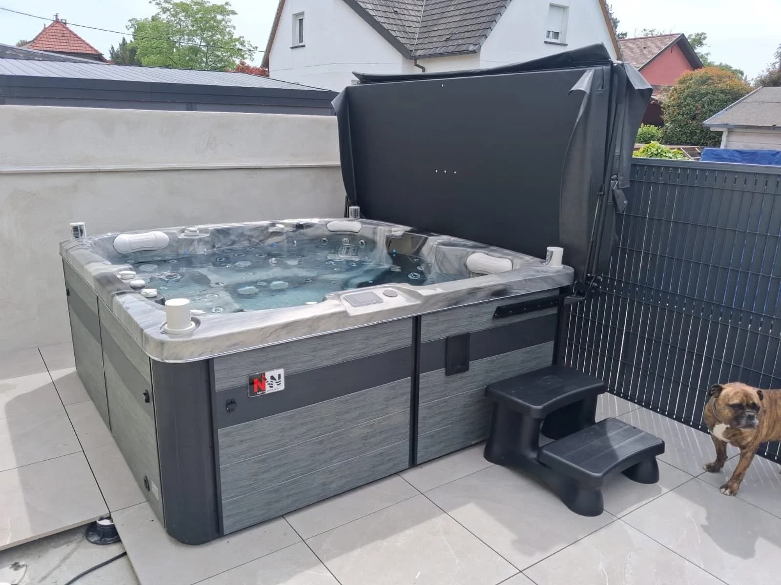 Installation d'un spa Sølveijg Full option à Habsheim, autre vue du chantier