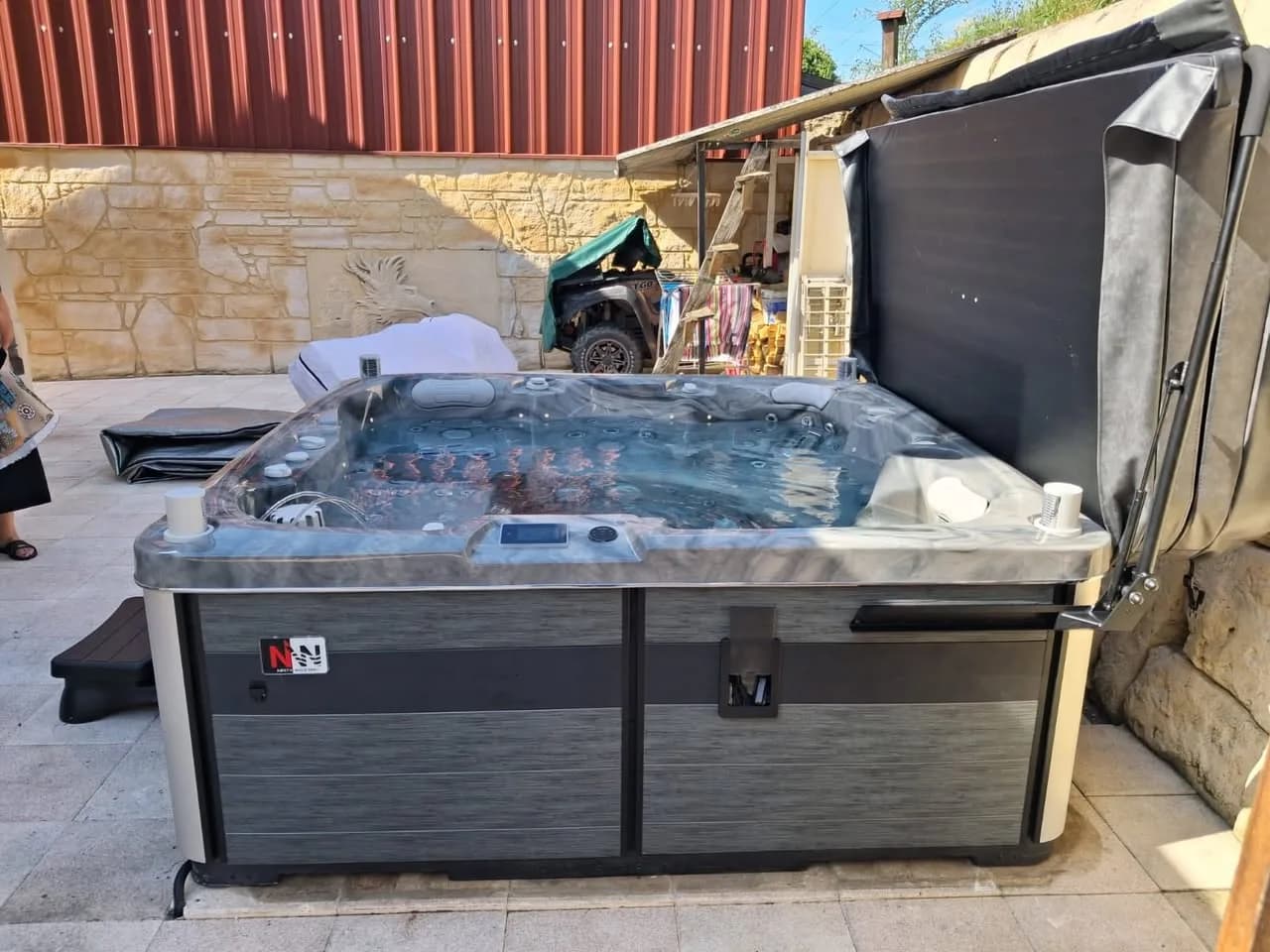Installation d'un spa Sølveijg Full option à Illfurth, autre vue du chantier