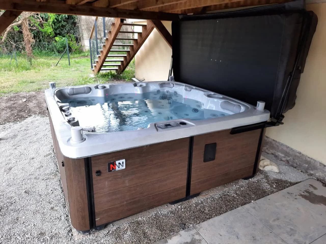 Installation d'un spa Sølveijg Full option à Pfastatt, autre vue du chantier