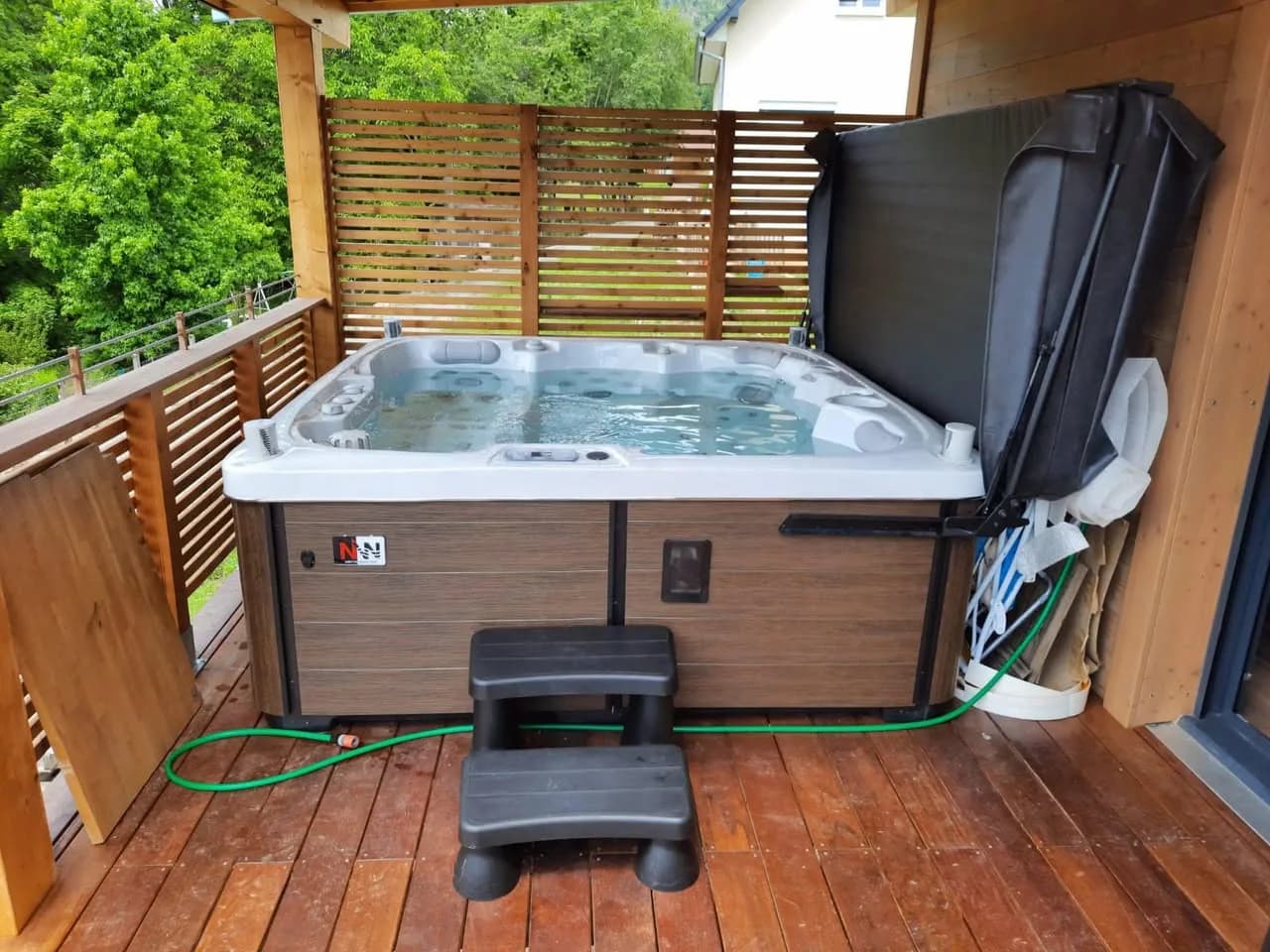 Installation d'un spa Sølveijg Full option à Sickert, autre vue du chantier