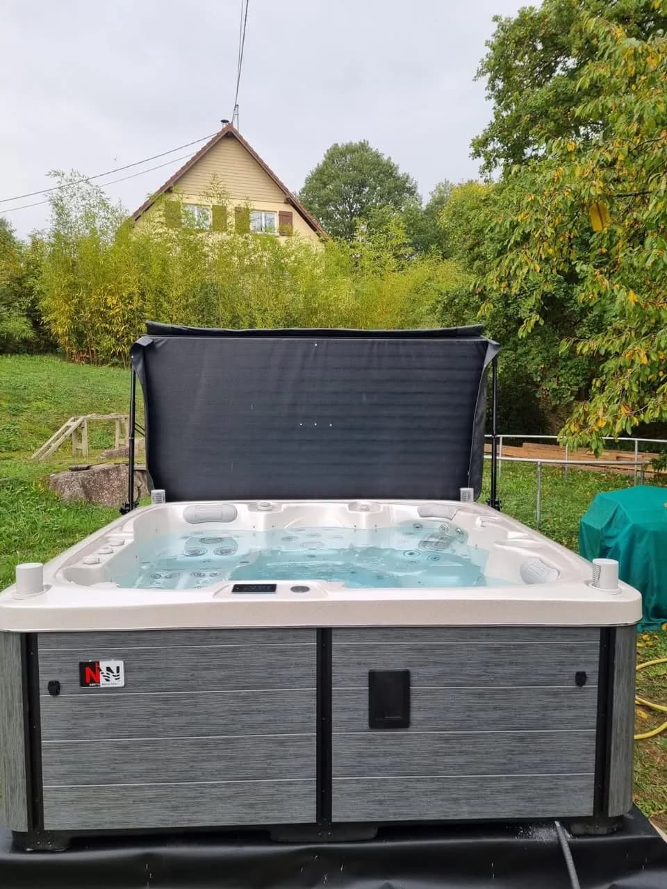 Installation d'un spa Sølveijg à Lutzelhouse, autre vue du chantier