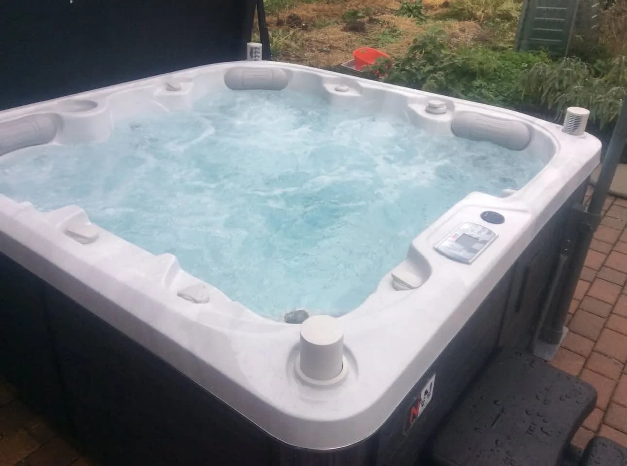 Installation d'un spa Sørrana Full option à Kembs, autre vue du chantier