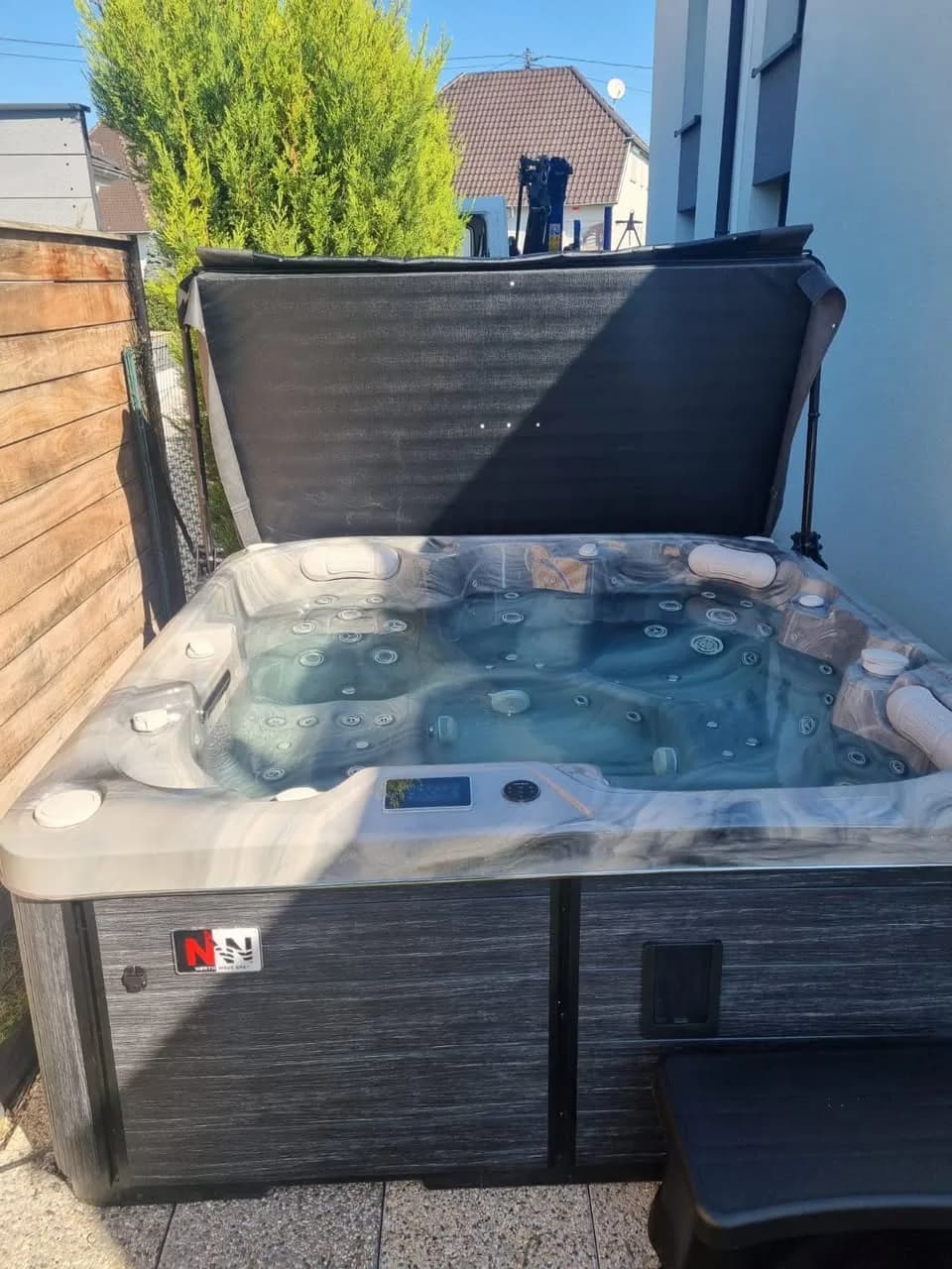 Installation d'un spa Sørrana à Niederhausbergen, autre vue du chantier
