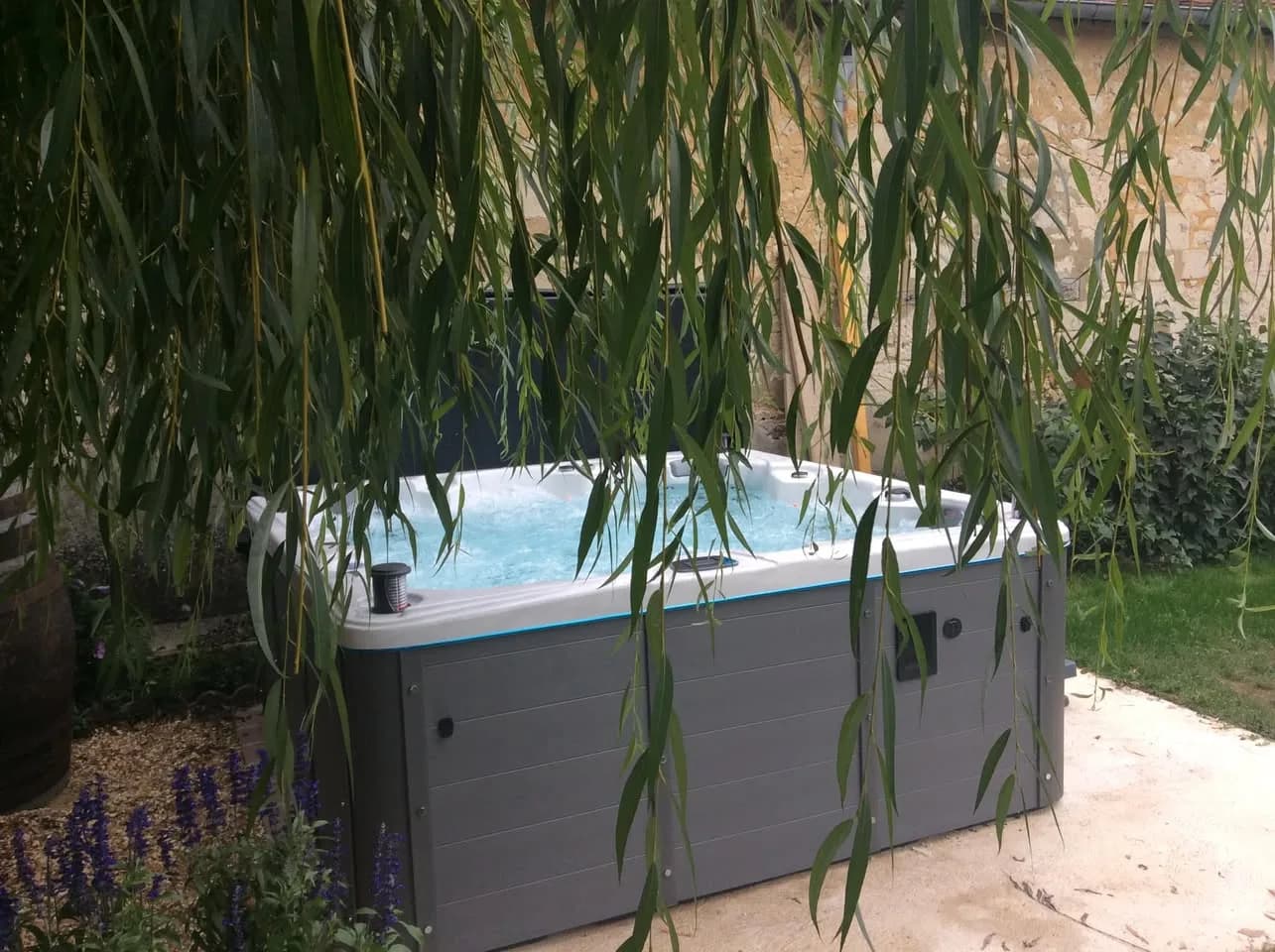 Installation d'un spa Sydney Full option à Courgeon, autre vue du chantier