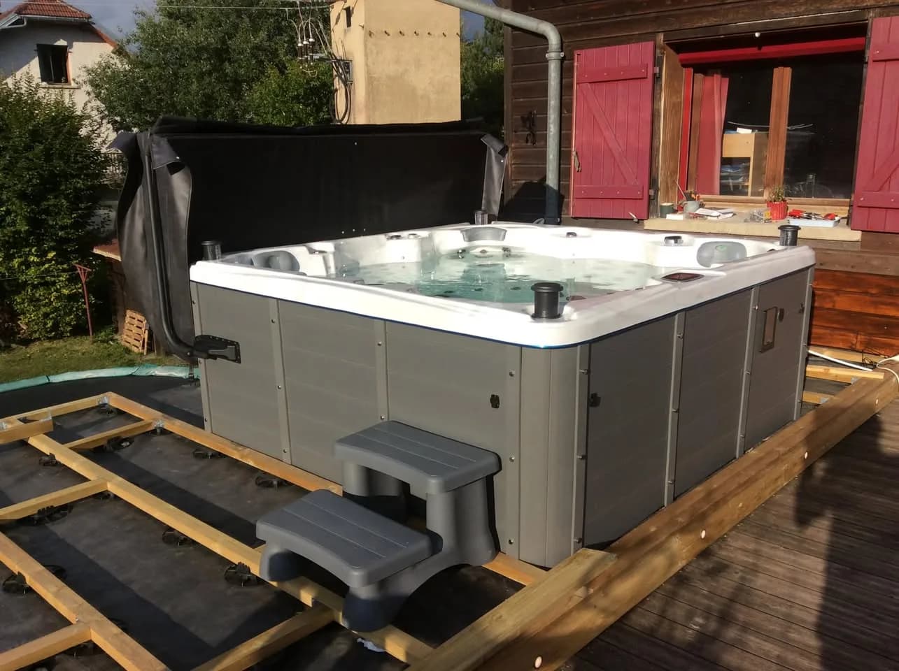 Installation d'un spa Sydney à Morbier, autre vue du chantier