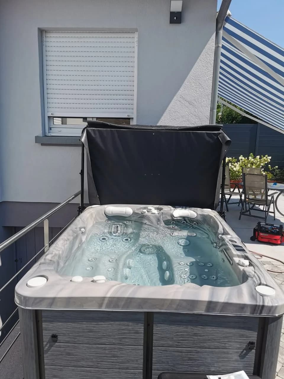 Installation d'un spa Tønsberg à Altkirch, autre vue du chantier