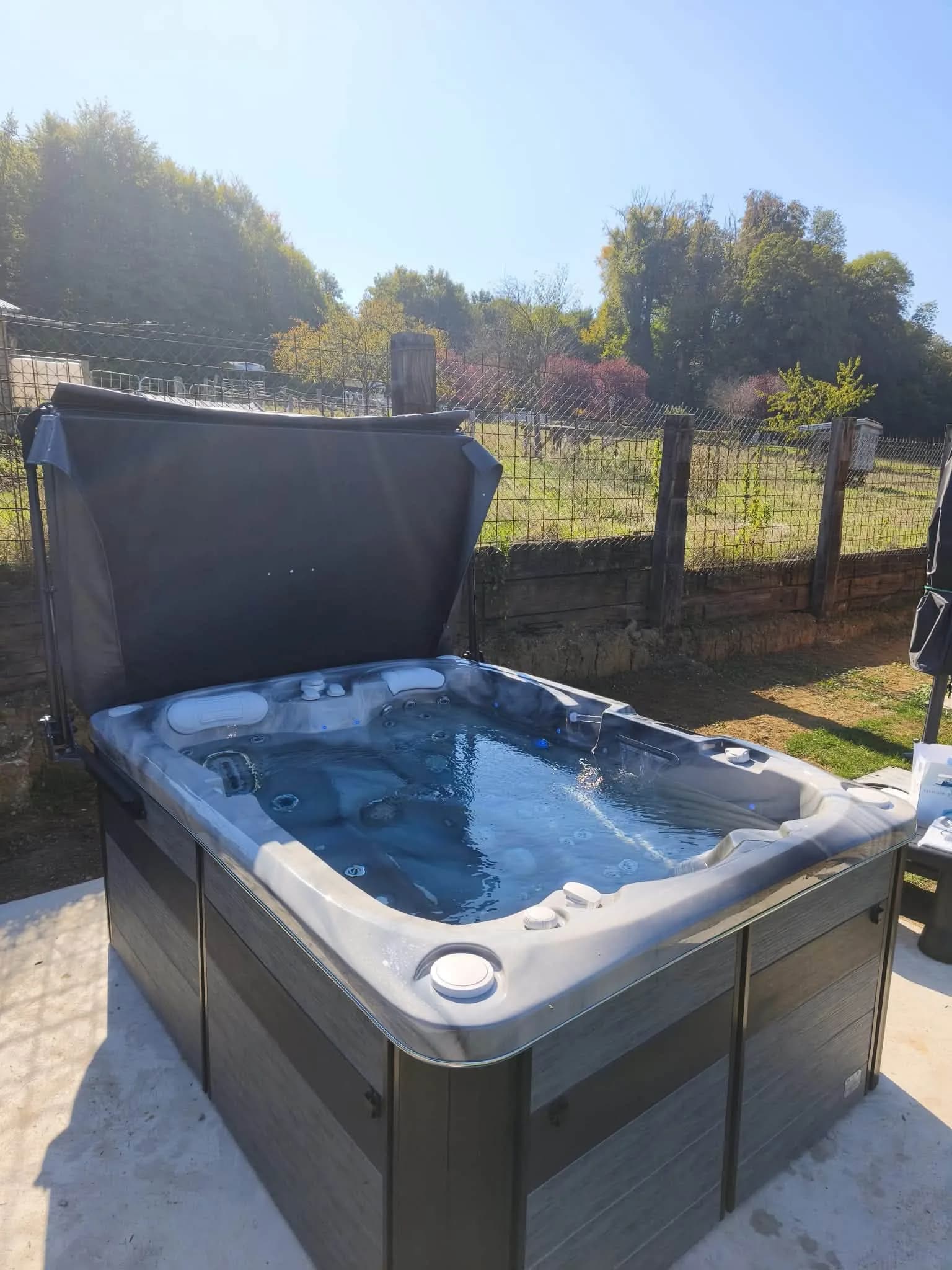 Installation d'un spa Tønsberg à Aspach, autre vue du chantier
