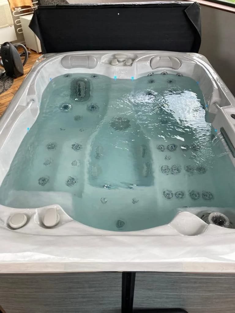 Installation d'un spa Tønsberg à Bennwihr, autre vue du chantier