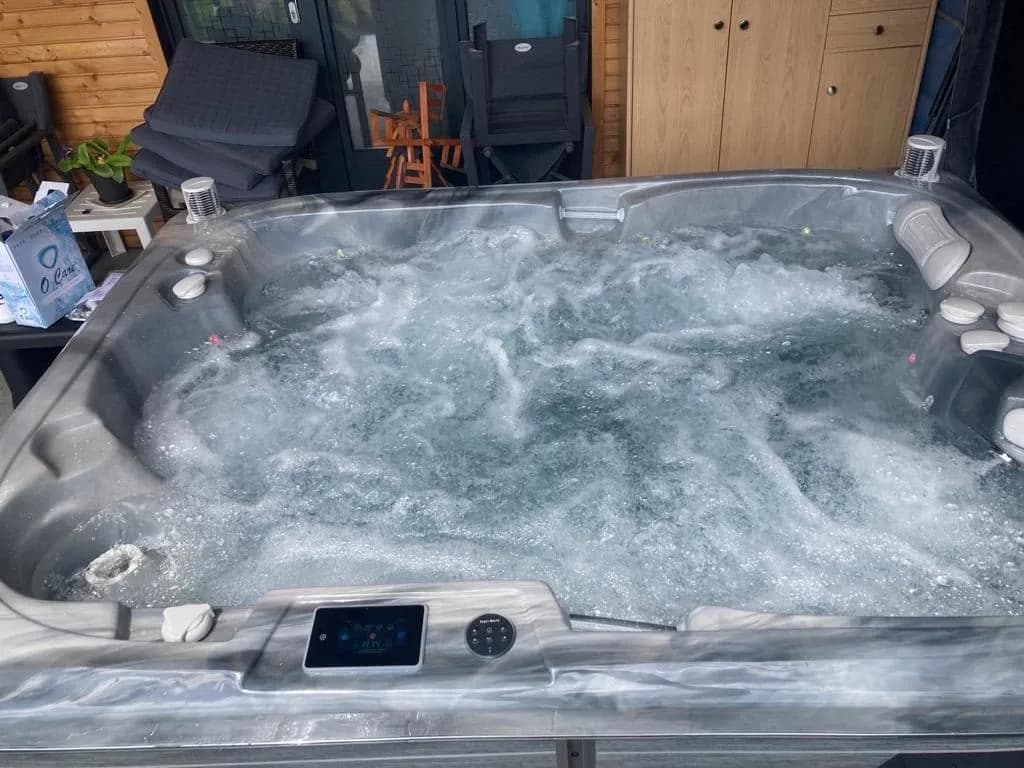 Installation d'un spa Tønsberg à Ensisheim, autre vue du chantier