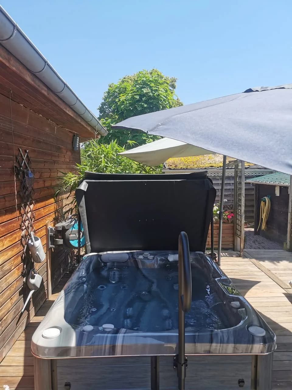 Installation d'un spa Tønsberg à Furchhausen, autre vue du chantier