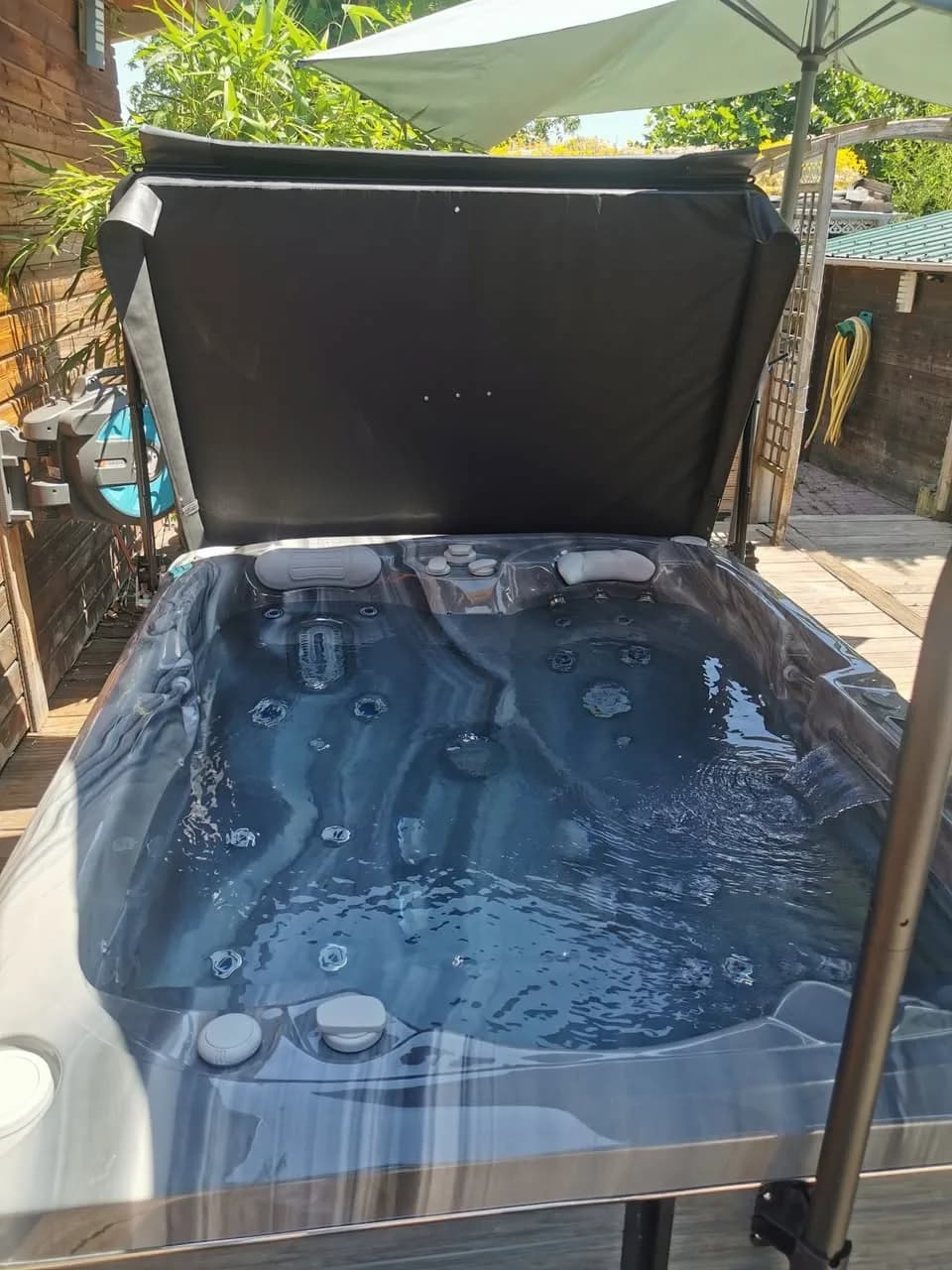 Installation d'un spa Tønsberg à Furchhausen, autre vue du chantier