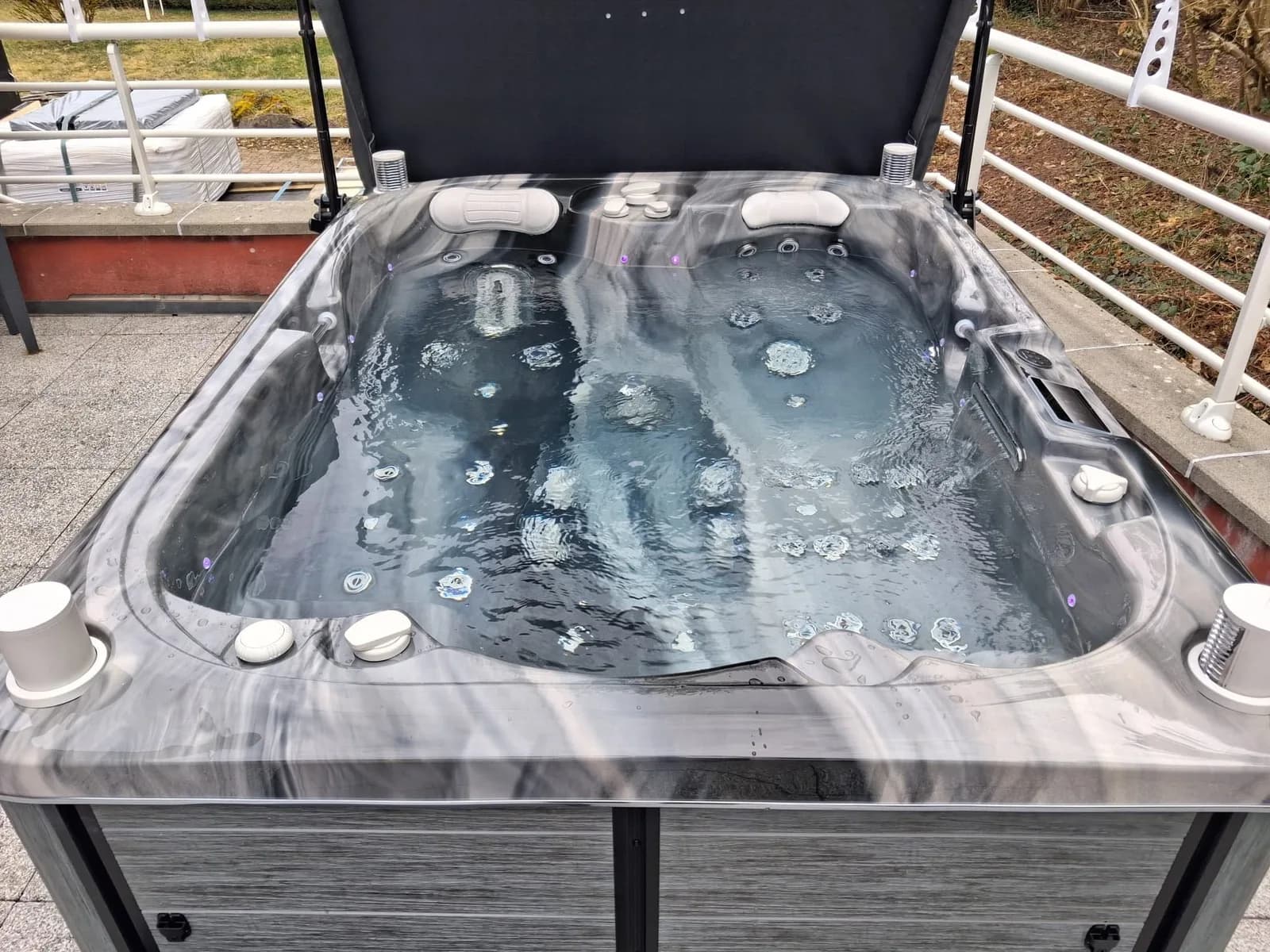 Installation d'un spa Tønsberg à Oberhaslach, autre vue du chantier