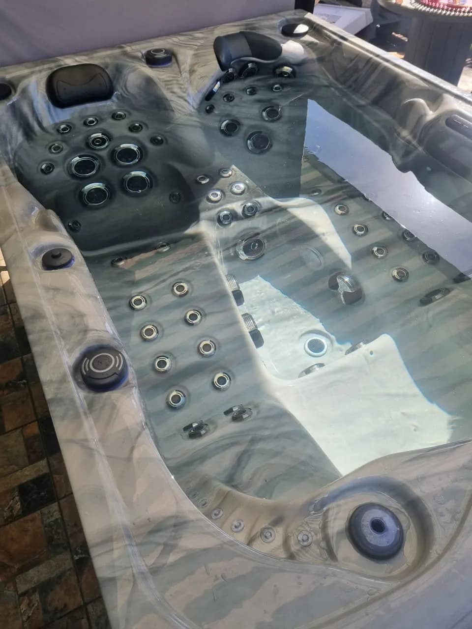 Installation d'un spa Topaz à Colmar, autre vue du chantier