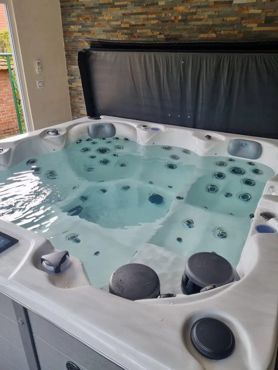 Installation d'un spa Toronto à Bissert, autre vue du chantier