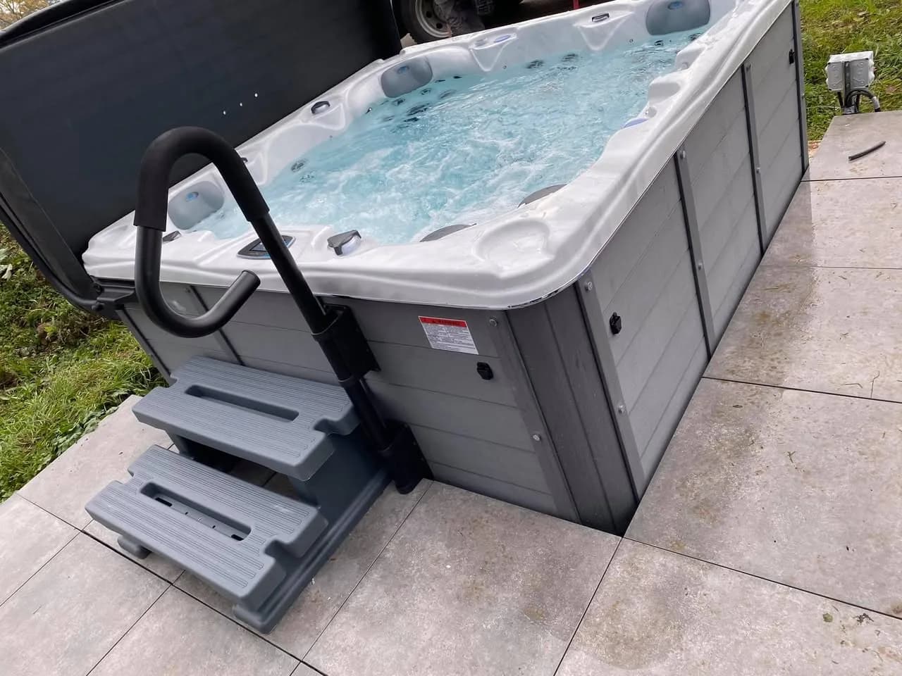 Installation d'un spa Toronto dans le Haut-Rhin, autre vue du chantier