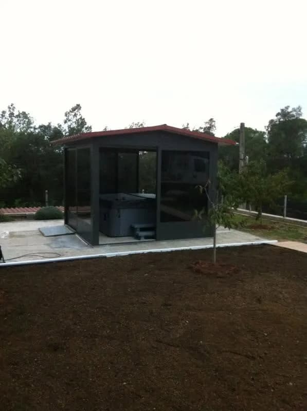 Installation d'un spa Toronto en Espagne, autre vue du chantier