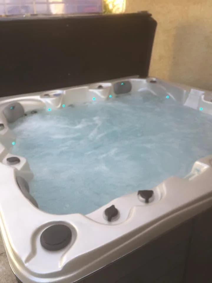 Installation d'un spa Toronto Full option à Oltingue, autre vue du chantier