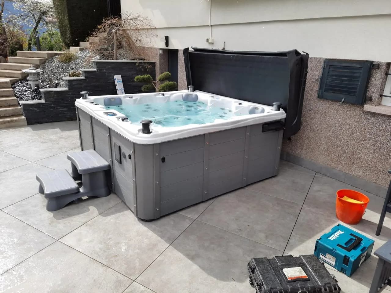 Installation d'un spa Toronto Full option à Reiningue, autre vue du chantier