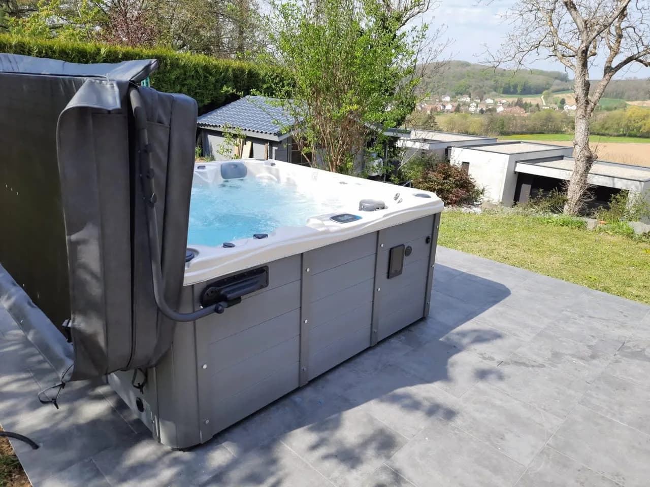 Installation d'un spa Toronto Full option à Walheim, autre vue du chantier