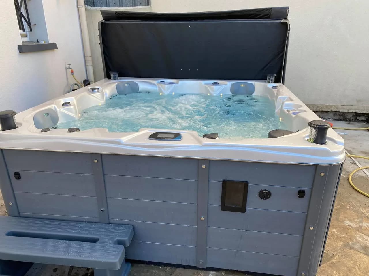 Installation d'un spa Toronto à Pont-à-Mousson, autre vue du chantier