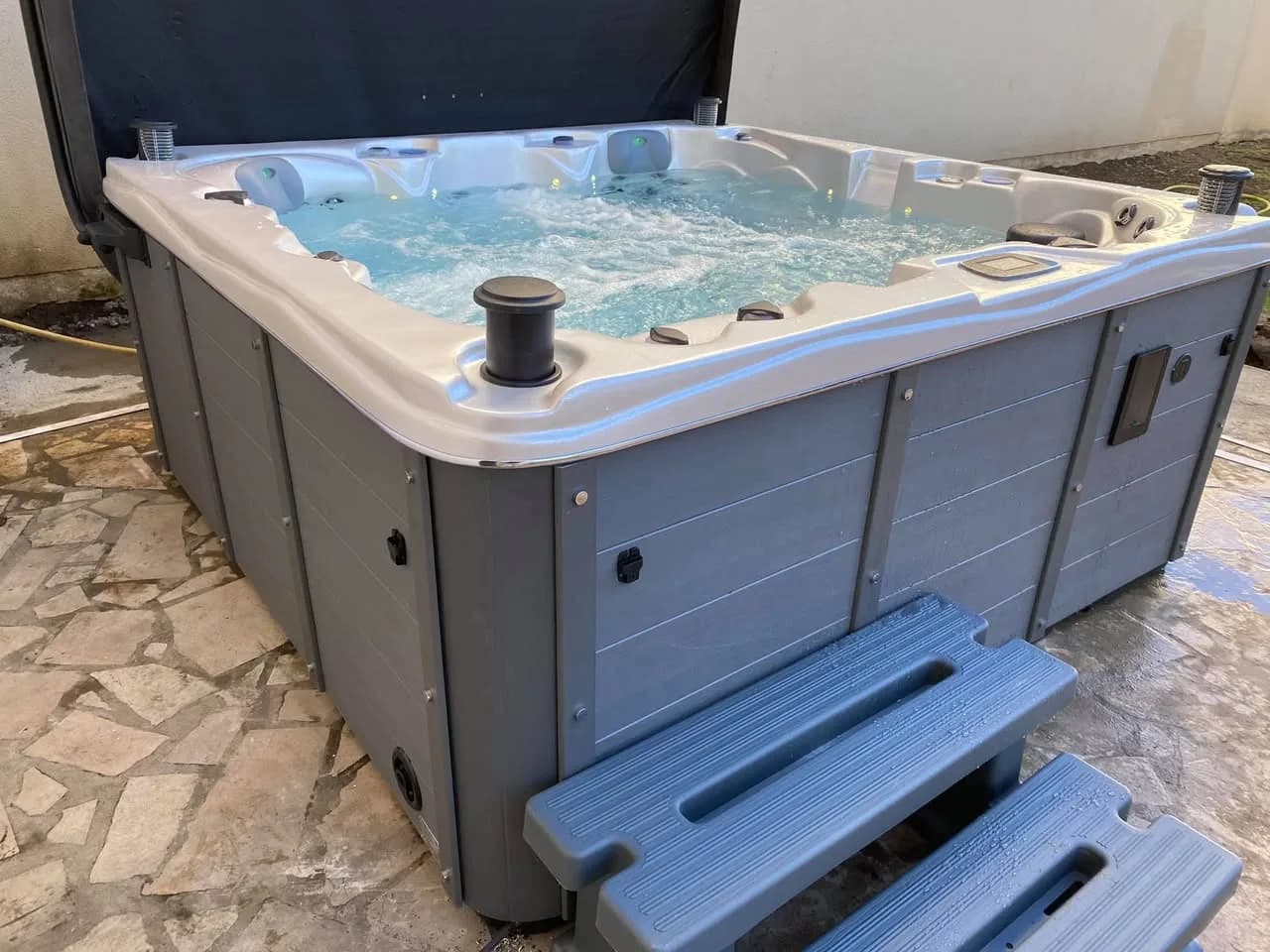 Installation d'un spa Toronto à Pont-à-Mousson, autre vue du chantier