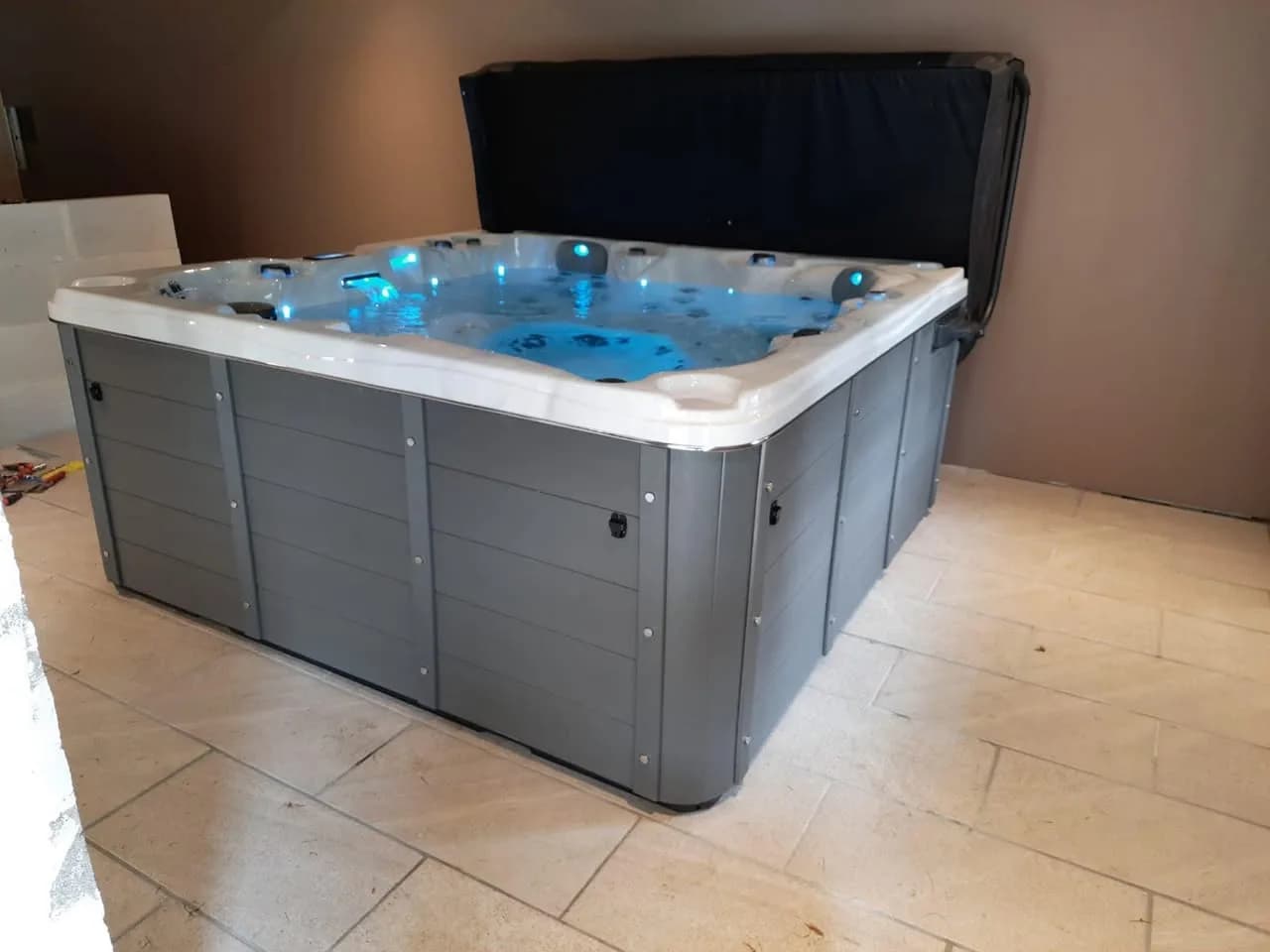 Installation d'un spa Toronto à Tendon, autre vue du chantier