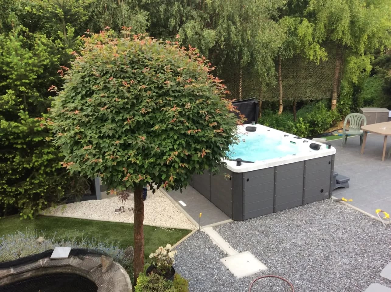 Installation d'un spa Trevi Full option à Montignies-le-Tilleul, autre vue du chantier