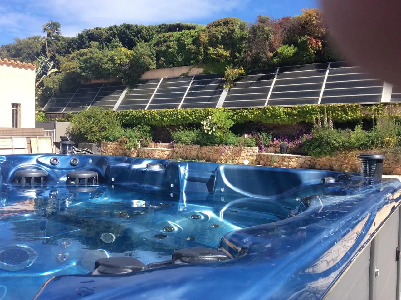Installation d'un spa Vancouver à Agay, autre vue du chantier