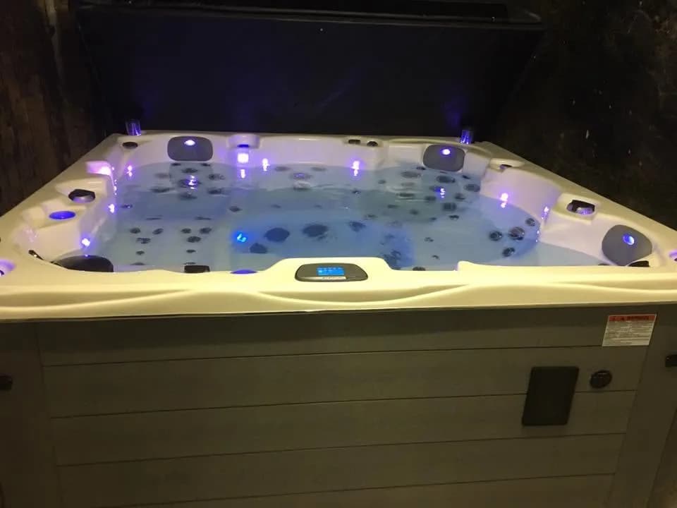Installation d'un spa Vancouver à Aspach-le-Haut, autre vue du chantier