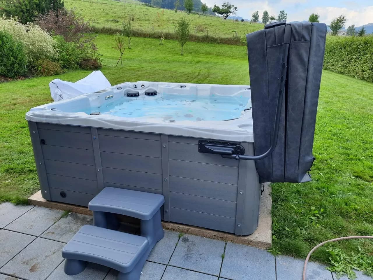 Installation d'un spa Vancouver dans les Vosges, autre vue du chantier