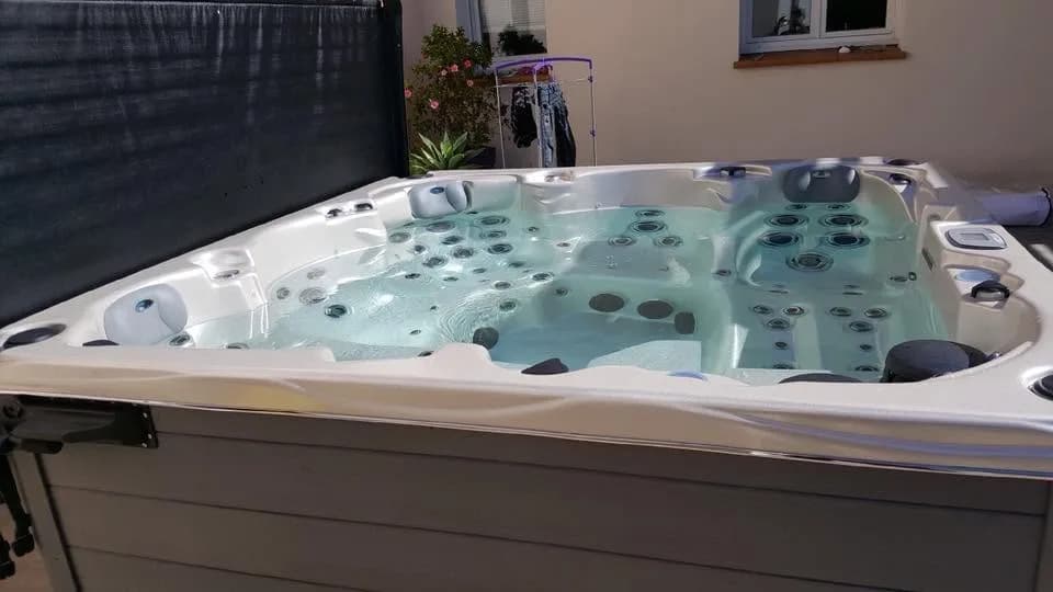 Installation d'un spa Vancouver en Loire-Atlantique, autre vue du chantier