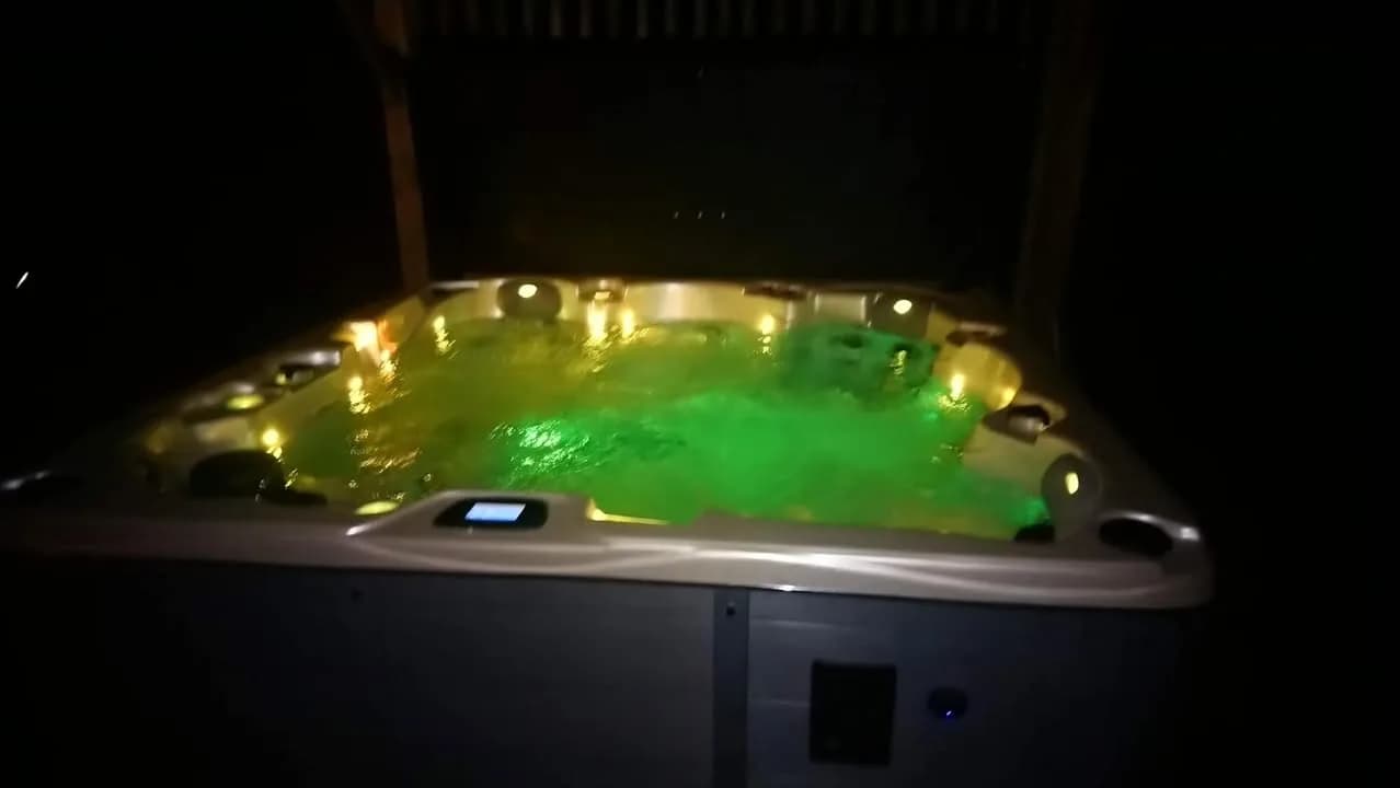 Installation d'un spa Vancouver en Seine-Maritime, autre vue du chantier