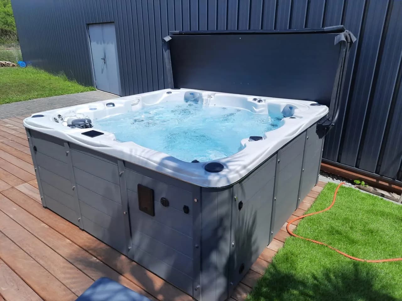 Installation d'un spa Vancouver à Farschviller, autre vue du chantier