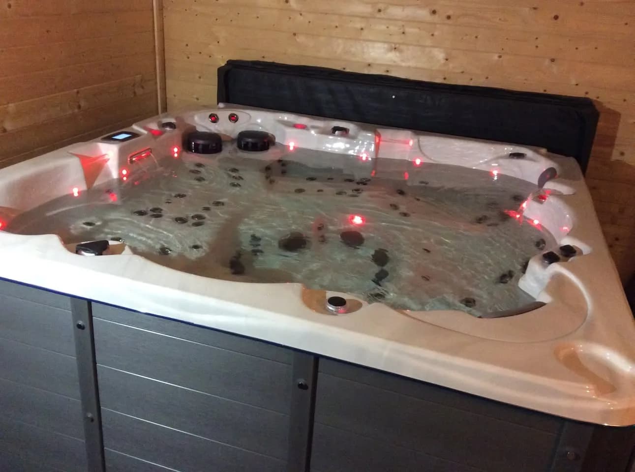 Installation d'un spa Vancouver à Feurs, autre vue du chantier
