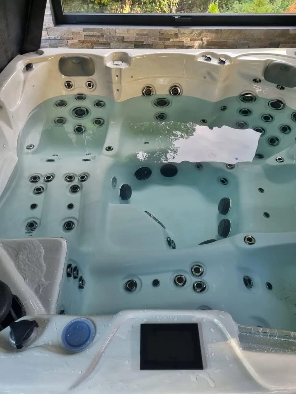Installation d'un spa Vancouver à Fréconrupt, autre vue du chantier