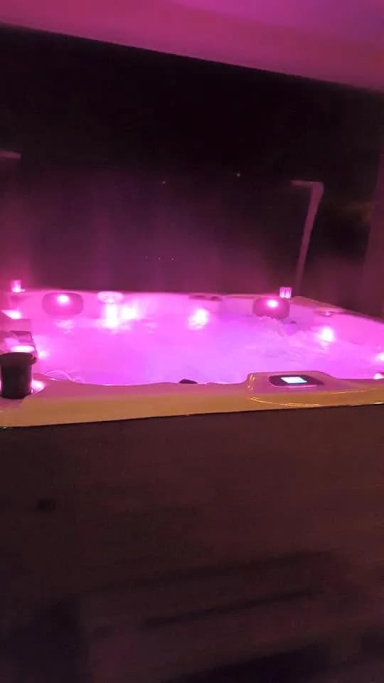 Installation d'un spa Vancouver Full option en Haute-Garonne, autre vue du chantier