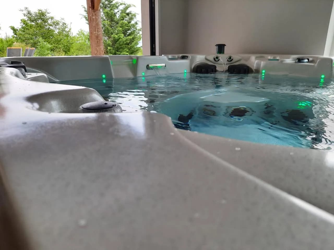 Installation d'un spa Vancouver Full option à Favières, autre vue du chantier