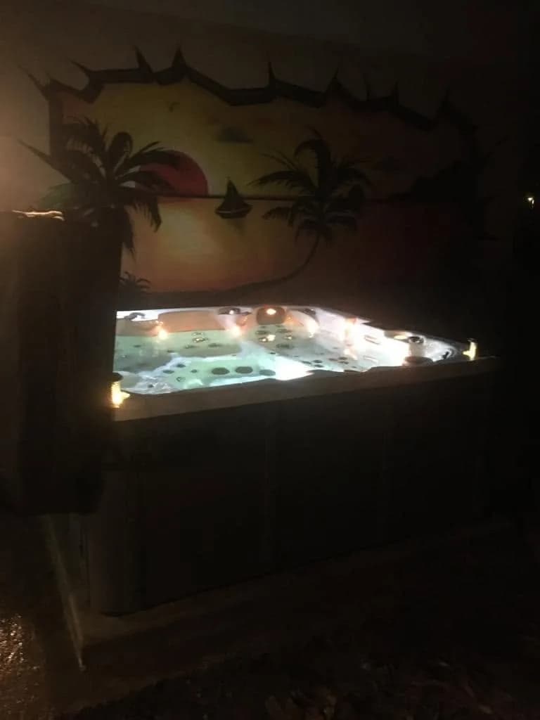 Installation d'un spa Vancouver Full option à Gien, autre vue du chantier