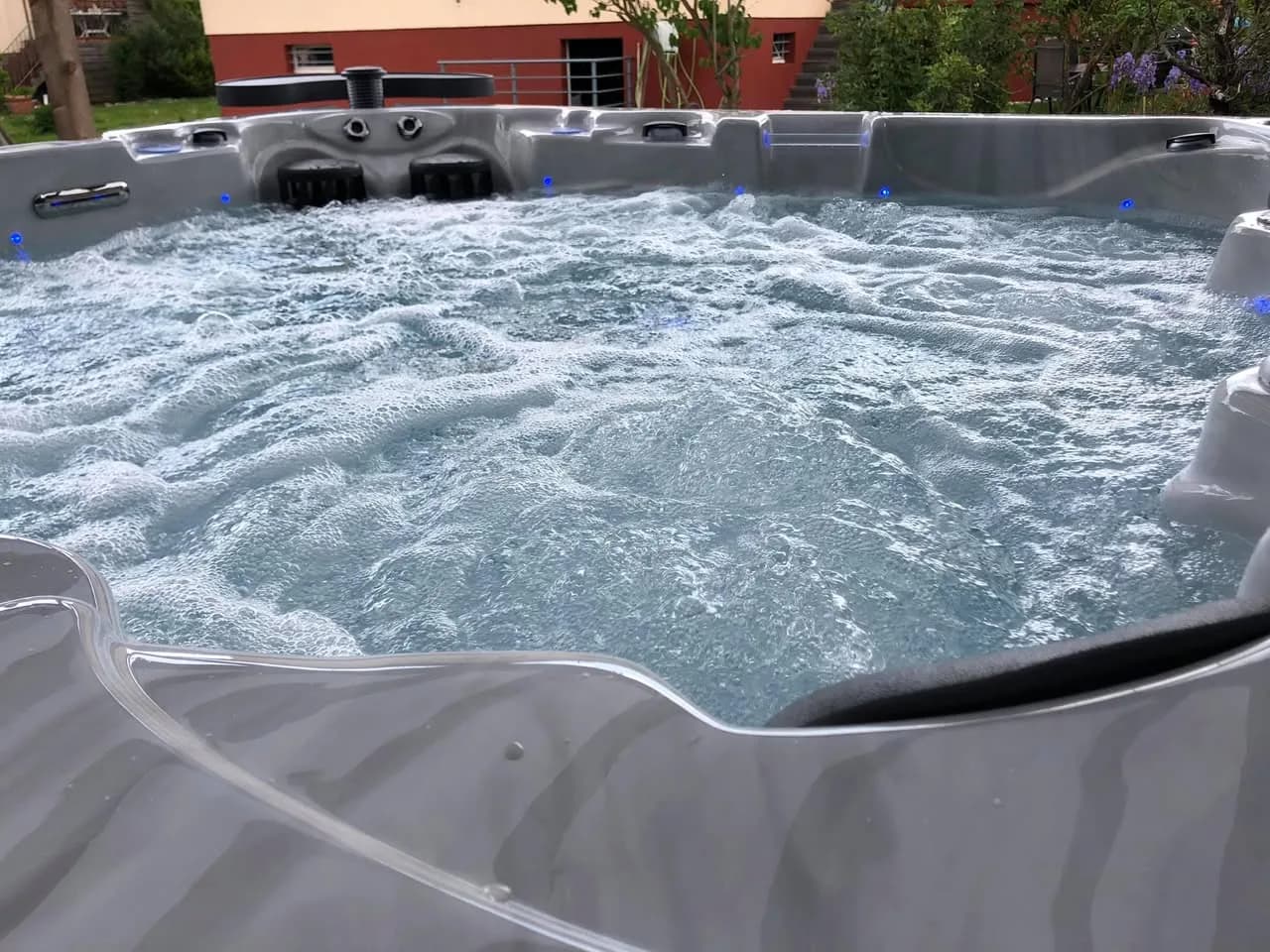 Installation d'un spa Vancouver Full option à Lutterbach, autre vue du chantier