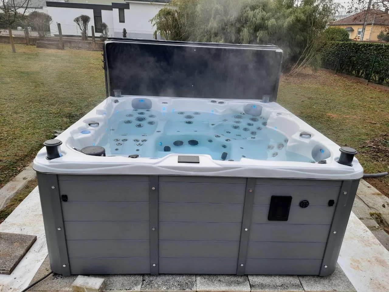 Installation d'un spa Vancouver Full option à Morschwiller-le-Bas, autre vue du chantier